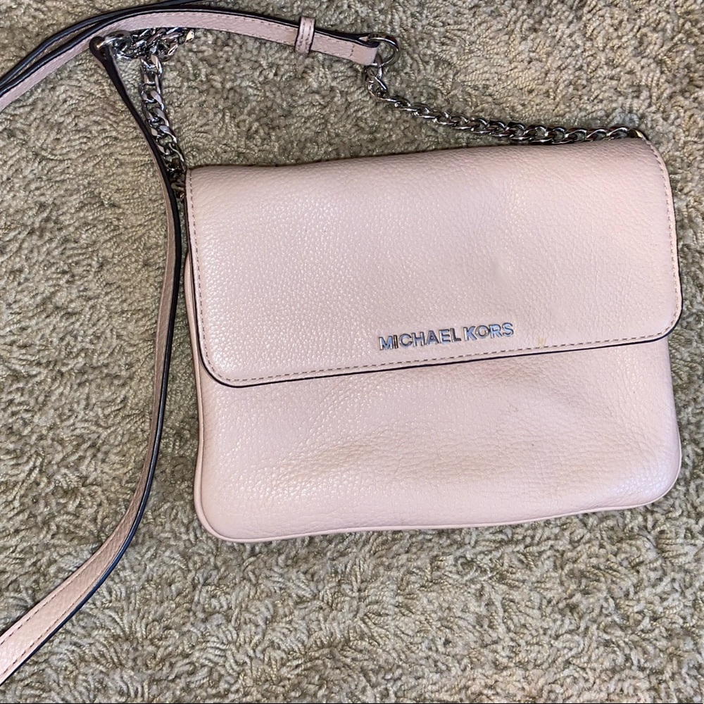 MK Crossbody Jet Set Leather Convertible Crossbody